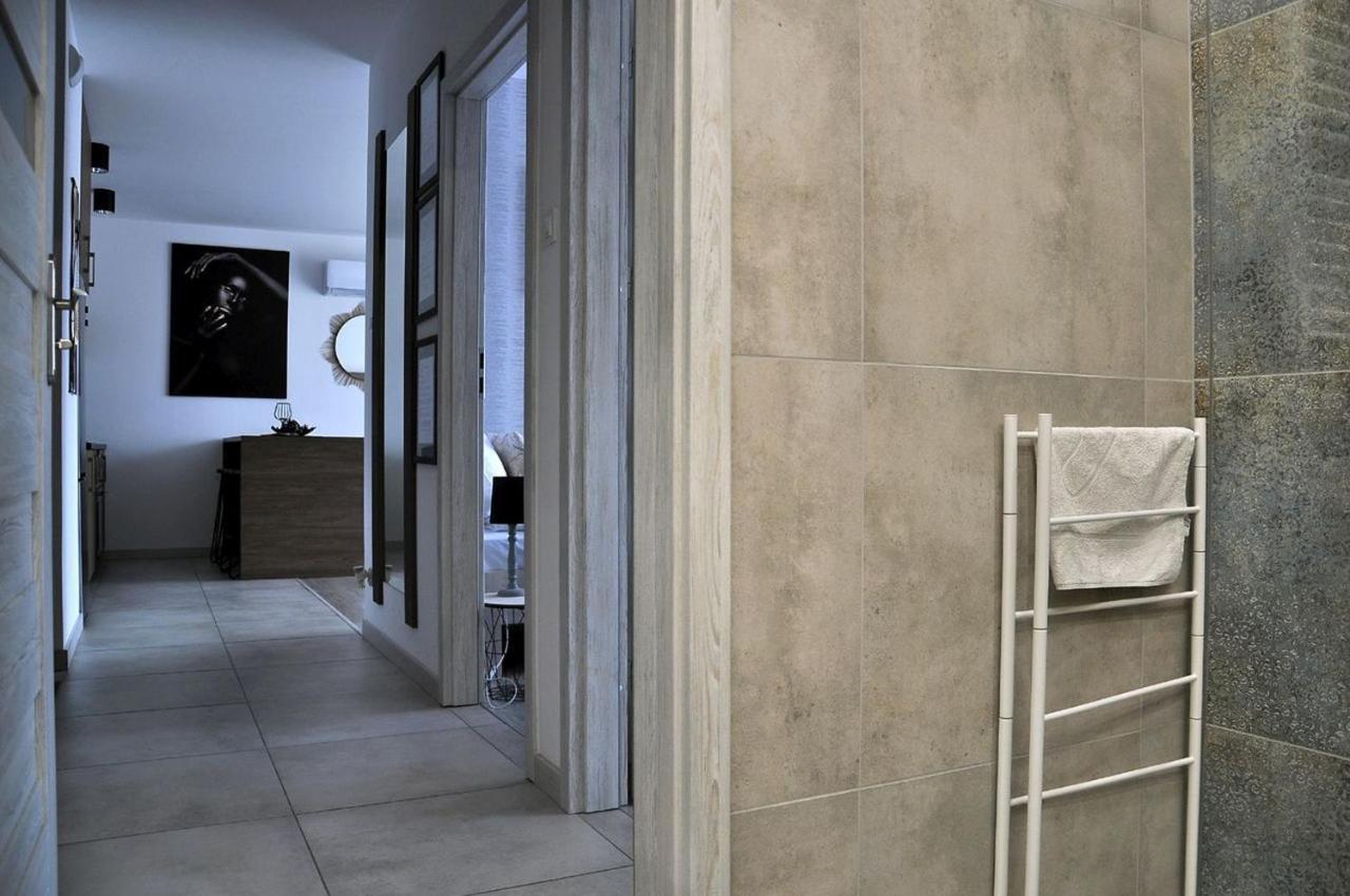 Apartament Q Grand - 3 Pokoje, Garaż, Klimatyzacja Netflix Łódź