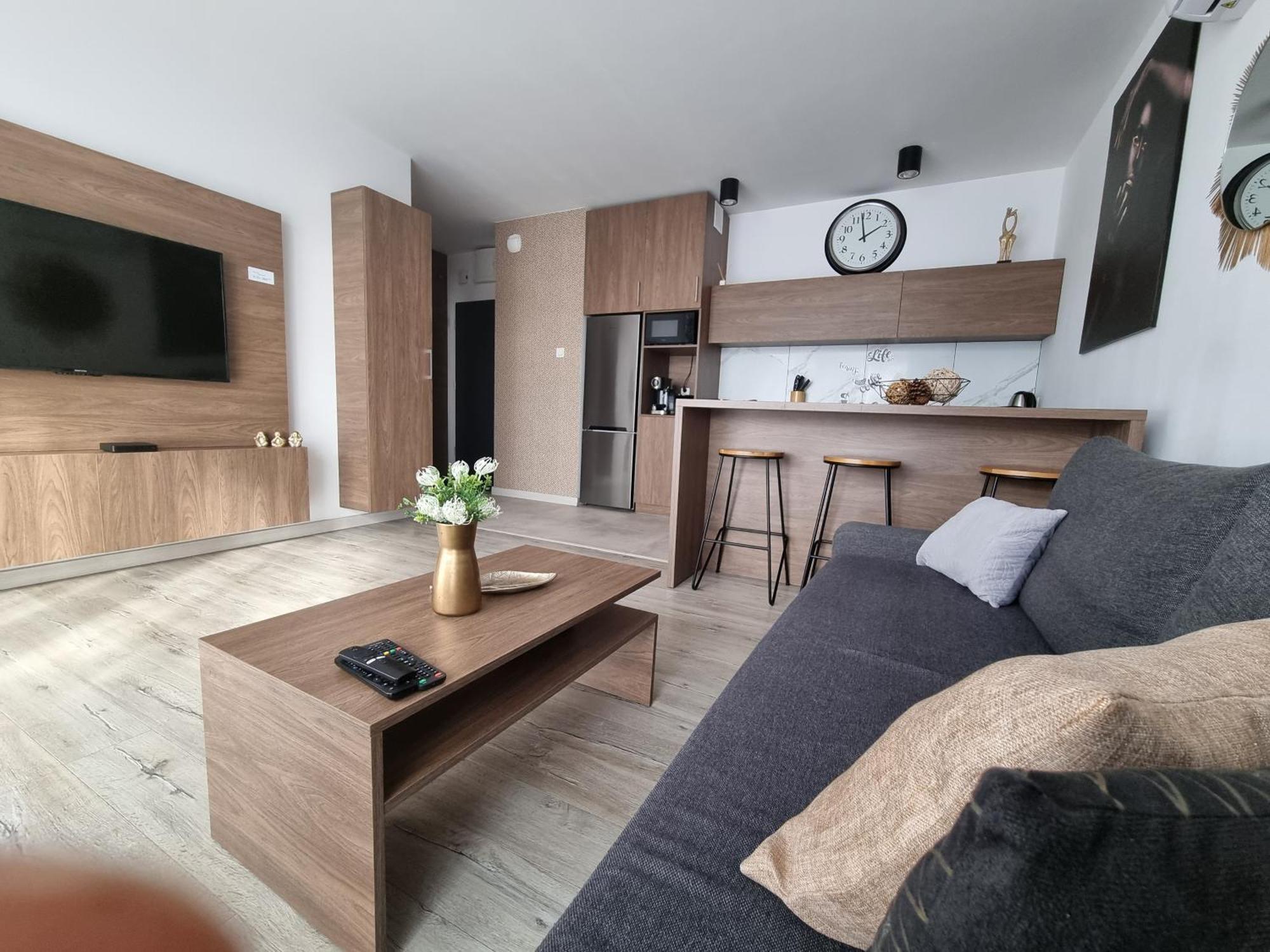 Q Grand - Trzy Pokoje, Manufaktura, Garaz Gratis, Netflix, Fv, Gwarancja Zadowolenia Apartment *