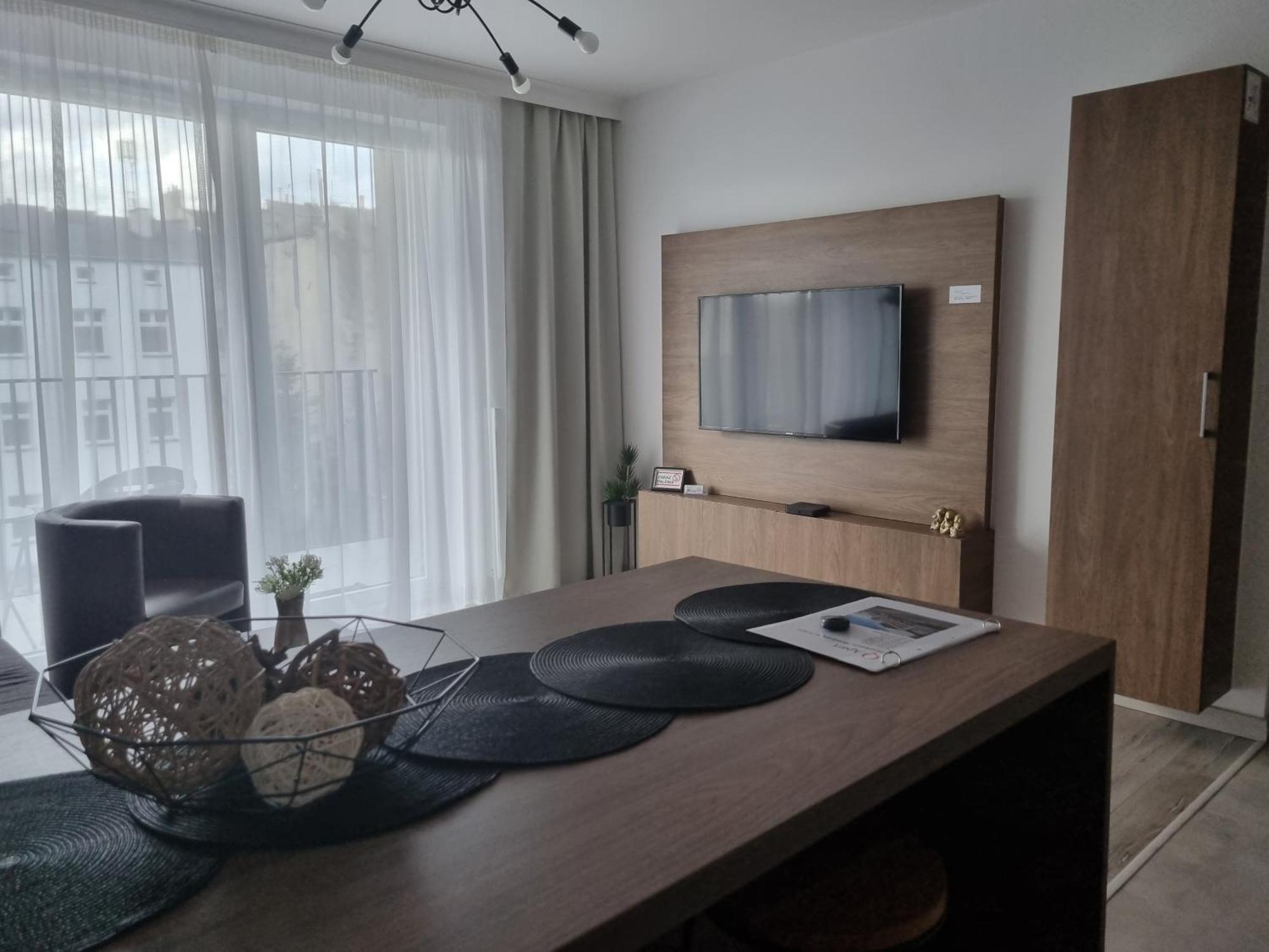Q Grand - 3 Pokoje, Garaż, Klimatyzacja Netflix Apartament