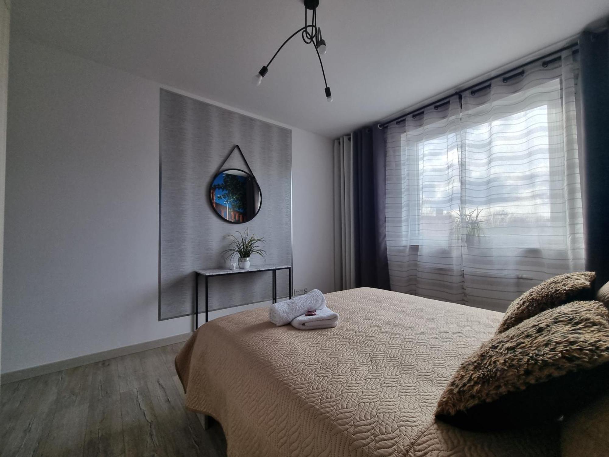 Q Grand - Trzy Pokoje, Manufaktura, Garaz Gratis, Netflix, Fv, Gwarancja Zadowolenia Apartment
